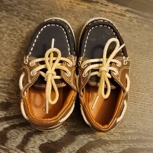 Toddler shoes